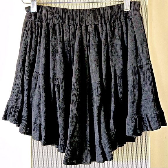 ILLA ILLA Rae Ruffle Mini Skirt - Picture 3 of 6